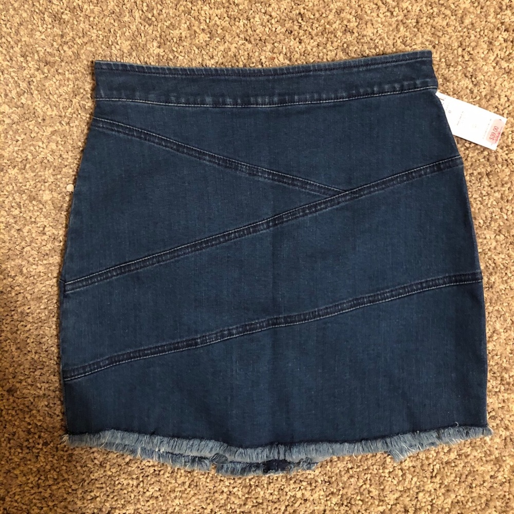 BCBG JEAN SKIRT